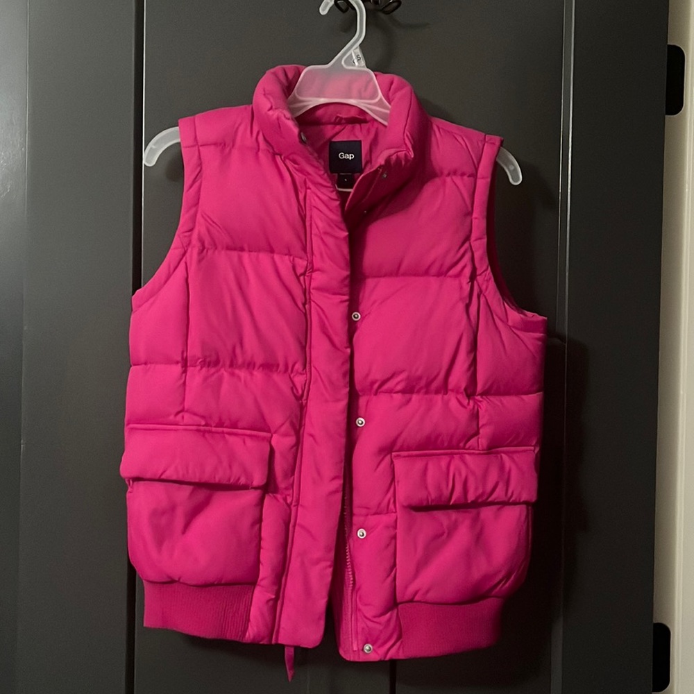 Gap pink puffer vest